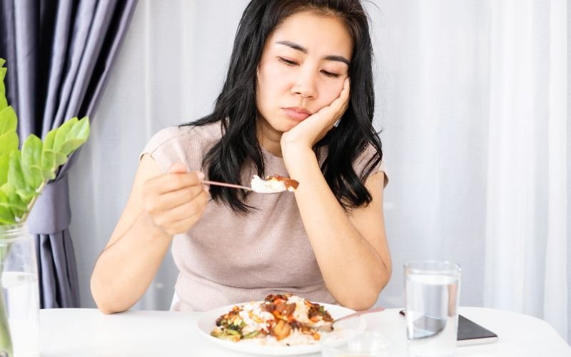 Hiểu về cơn biếng ăn trong BPD